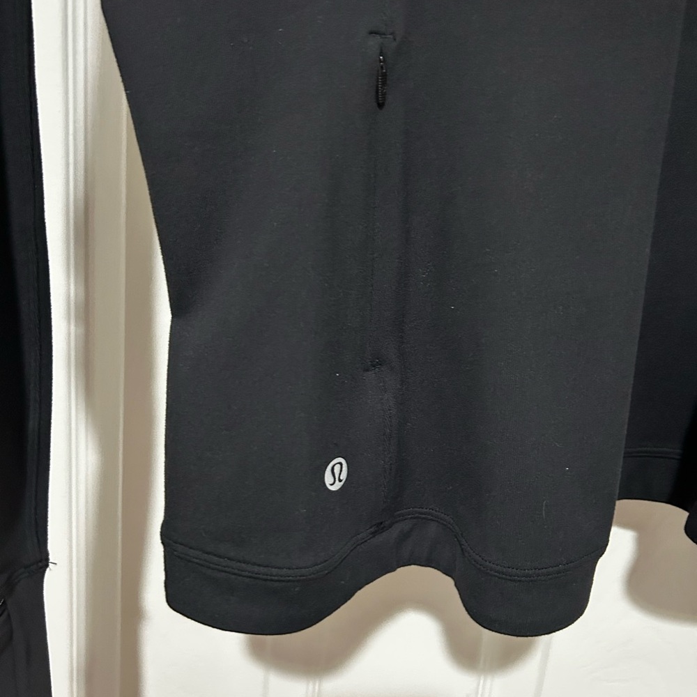 🆕 Lulul  Runderful Long Sleeve Sz 10 Black Thumbholes Cuffins - Picture 9 of 11